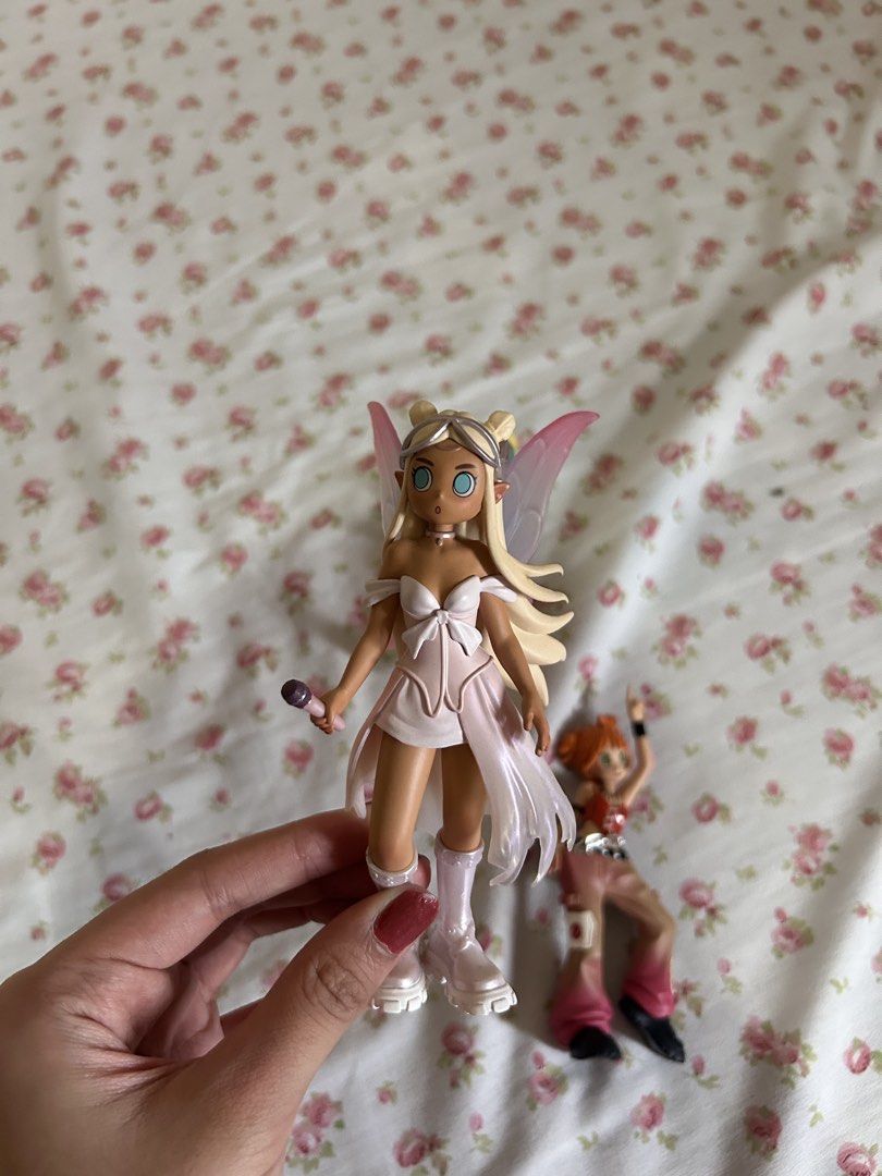 Peach Riot For sale (Category: Designer & Blind Box Toys) located in Manila. Submitted by margeuxgo88326 (Listing ID 1453135076, Image 3). Description: Peach riot FS Rfs: quitting Available: Frankie Sunflower, Poppy Morning Dew, Gigi Pop-star. Gigi Pop-star: Full inclusions ( has foil, standee, card ) 370 Poppy & Frankie No standee and card (Poppy has box&foil) 300 (sold) (Frankie no box but has alternative & foil) 320 (sold) Buyer shoulders sf :