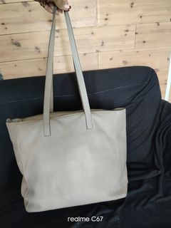 (Category: ) located in . Submitted by Mike23MattPreloved (Listing ID 1453108862, Image 1). Description: .