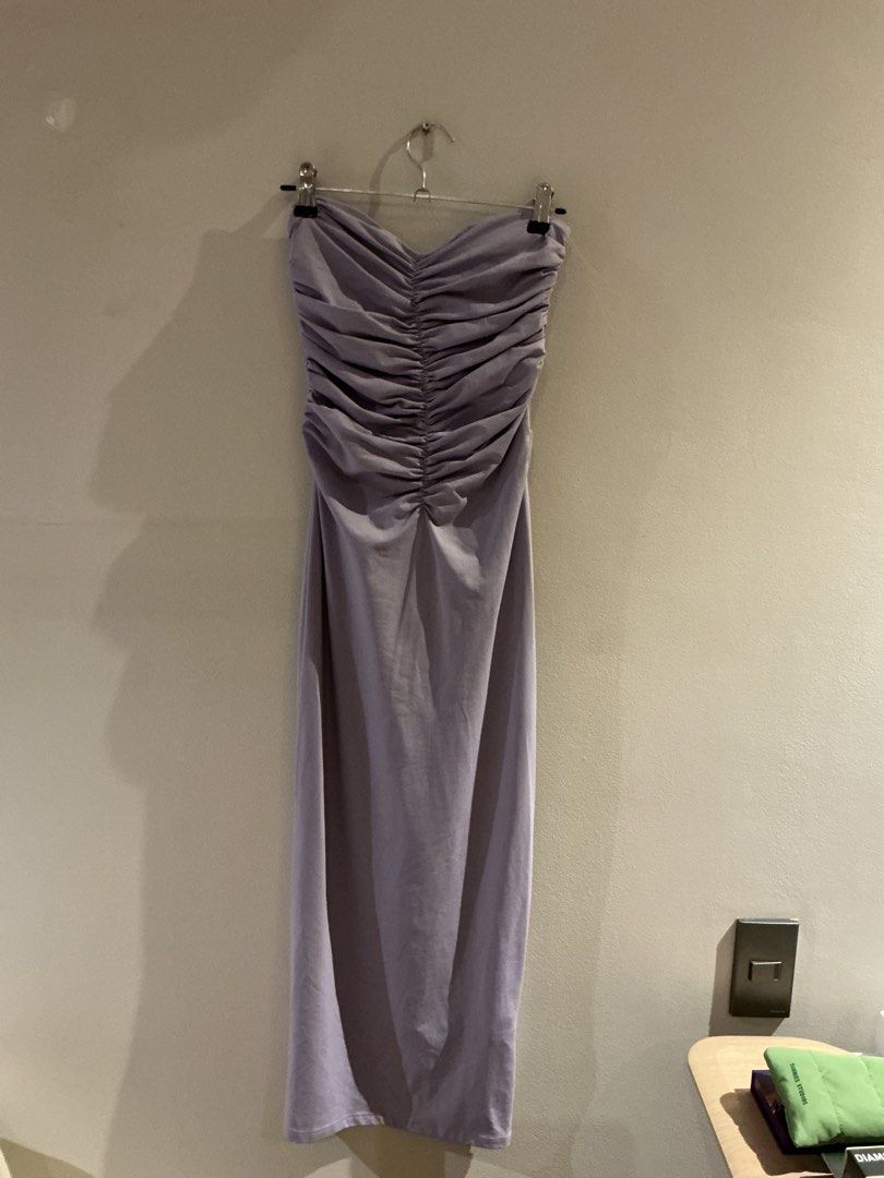 Purple tight fitted dress (Category: Dresses) located in Manila. Submitted by valknosis (Listing ID 1453099606, Image 1). Description: Prices are negotiable 💕 GCASH PAYMENT ❄️ SF covered by buyer ❄️ - Makes any woman look beautiful .