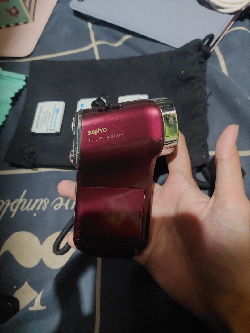 SANYO XACTI CG110 CAMCORDER (Category: Video Cameras) located in Manila. Submitted by towniesushi126 (Listing ID 1453161012, Image 2). Description: SANYO Xacti CG110 Camcorder 📹✨ REPRICEEED! 9k to 7.5k EXCELENT QUALITY! RARE & UNIQUE!! NEGOTIABLE FOR SURE AND DECISIVE BUYER Looking for that classic UNIQUE/RARE camcorder look? The Sanyo Xacti CG110 is perfect for vlogs, travel videos, daily memories, and achieving that nostalgic digital camcorder