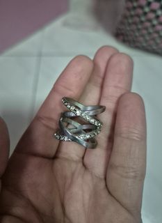 (Category: ) located in . Submitted by fimilia_ohana (Listing ID 1453173082, Image 1). Description: .