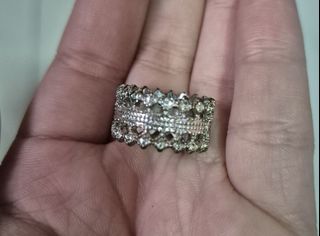 (Category: ) located in . Submitted by fimilia_ohana (Listing ID 1453172338, Image 1). Description: .
