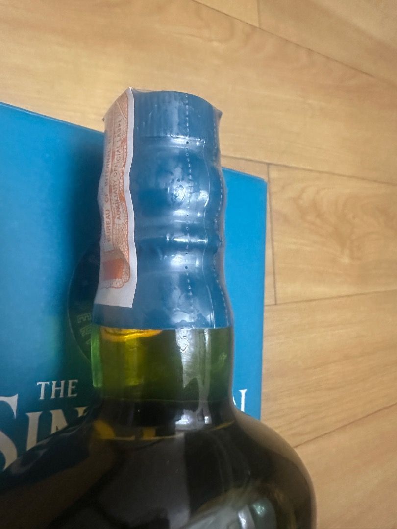 Singleton 15yrs (700ml) (Category: Beverages) located in Caloocan City. Submitted by tradermac (Listing ID 1453233022, Image 2). Description: Single malt scotch whiskey.