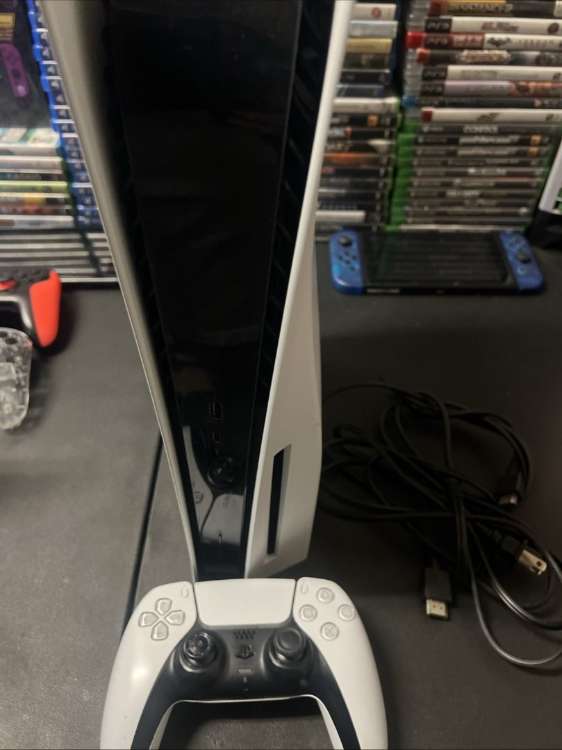 Sony PlayStation 5 PS5 CFI-1215A 825GB Disc Version Game Console W/ Controller (Category: PlayStation) located in Digos. Submitted by silenthorse.34a3f6 (Listing ID 1453052737, Image 2). Description: .