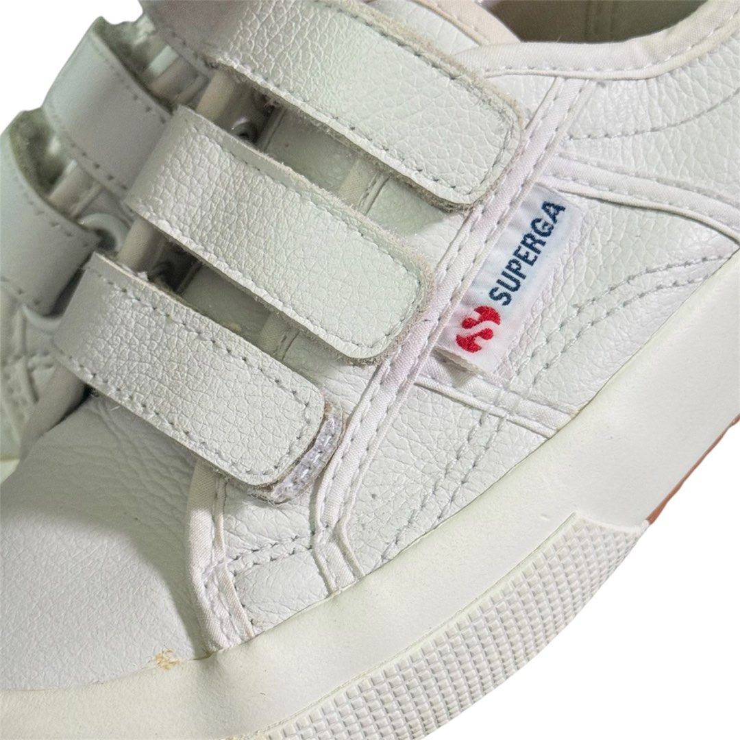 Superga White Leather Velcro Sneakers US Size 5 (Category: Sneakers) located in Makati City. Submitted by msjj_ (Listing ID 1453082114, Image 2). Description: Superga Leather Velcro Sneakers • Convenient velcro straps for easy wear • Made in Vietnam • Size: EU 35 / US Women's 5 / UK 2.5 • Best worn casually with shorts, skirts and dresses • I had this cleaned at a shoe laundromat ⚠️ Disclaimer * Actual color may vary due to lighting or screen dif