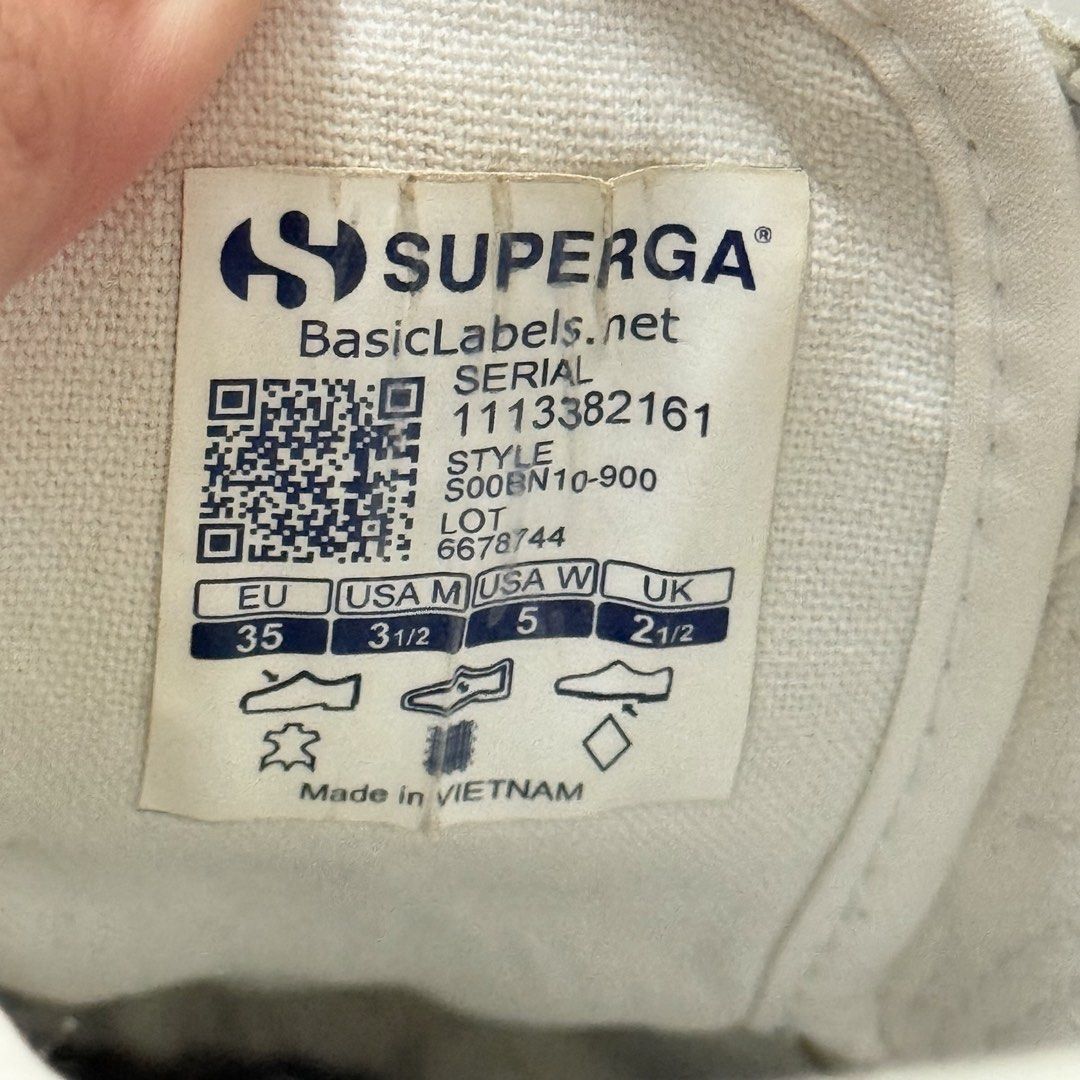 Superga White Leather Velcro Sneakers US Size 5 (Category: Sneakers) located in Makati City. Submitted by msjj_ (Listing ID 1453082114, Image 3). Description: Superga Leather Velcro Sneakers • Convenient velcro straps for easy wear • Made in Vietnam • Size: EU 35 / US Women's 5 / UK 2.5 • Best worn casually with shorts, skirts and dresses • I had this cleaned at a shoe laundromat ⚠️ Disclaimer * Actual color may vary due to lighting or screen dif