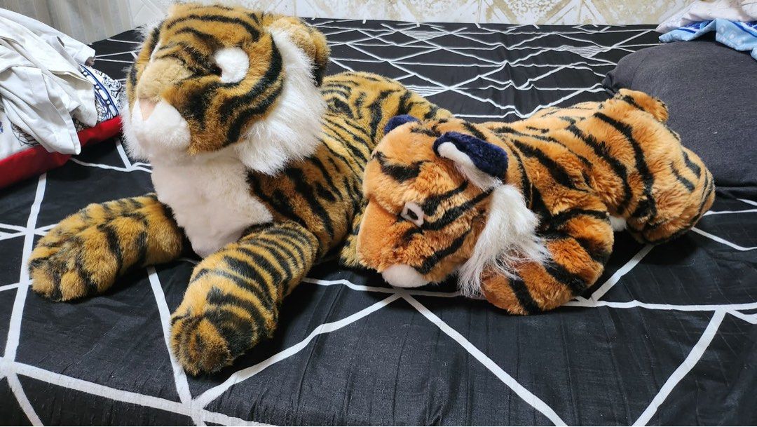 Tiger plush (Category: Plushies & Soft Toys) located in San Mateo. Submitted by Raissa_Russela (Listing ID 1453147844, Image 1). Description: Each - 300 Take all - 600 .