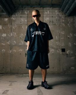 (Category: ) located in . Submitted by thehypewear.co (Listing ID 1453123940, Image 1). Description: .