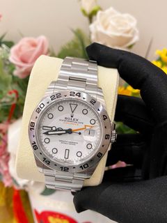 (Category: ) located in . Submitted by watchluxury888 (Listing ID 1453085067, Image 1). Description: .