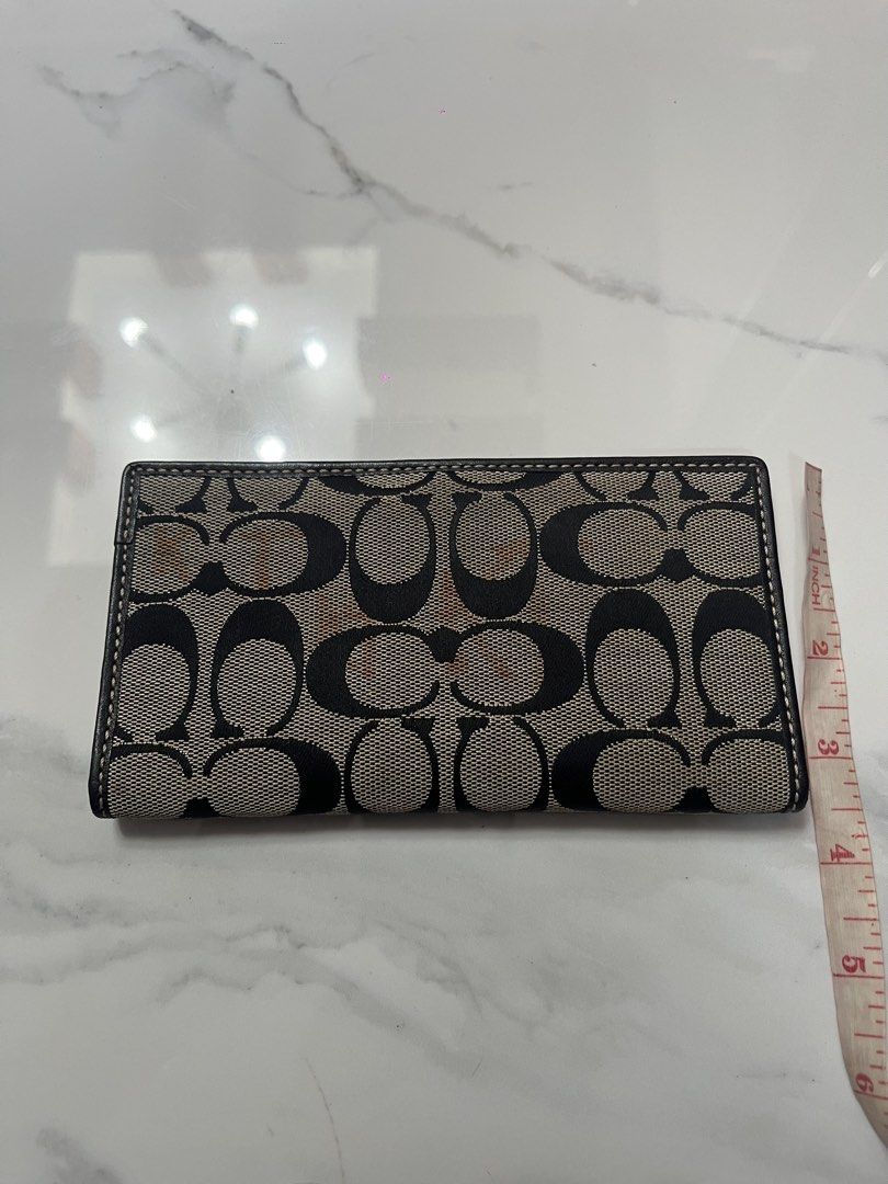Vintage Coach Monogram Wallet (Category: Luxury Bags & Wallets) located in Camalaniugan. Submitted by anarchymonopoly052128 (Listing ID 1453169643, Image 2). Description: Issue:Needs Washed.