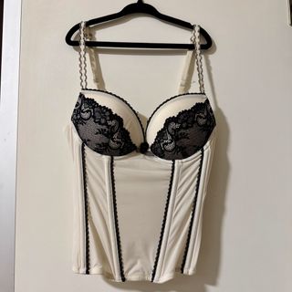 (Category: ) located in . Submitted by shopwithpami (Listing ID 1453206656, Image 1). Description: .