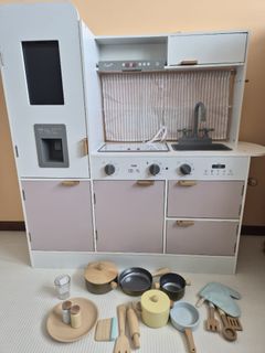 (Category: ) located in . Submitted by ksoh87 (Listing ID 1453181426, Image 1). Description: .