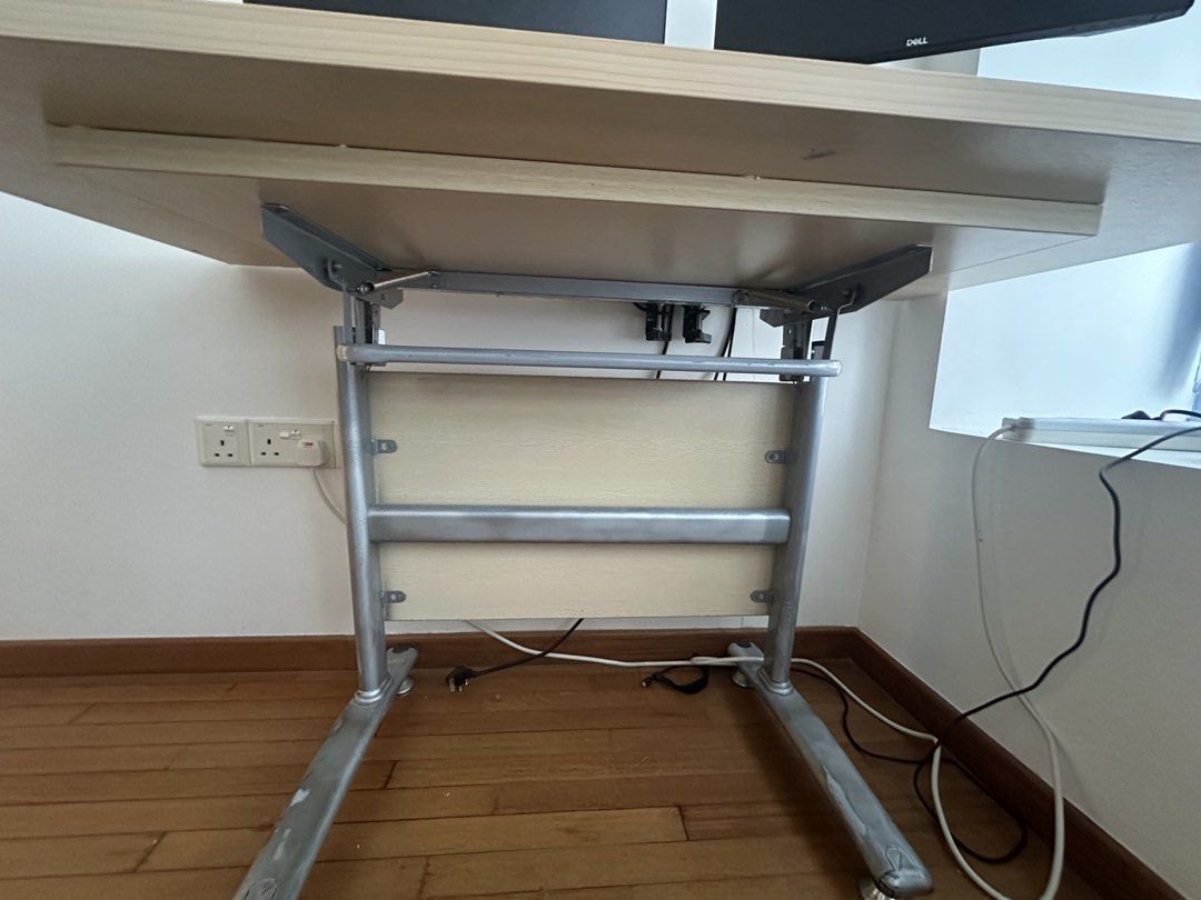 Work table (Category: Tables & Sets) located in Singapore. Submitted by 496344 (Listing ID 1453106215, Image 2). Description: 120L x 60W x 76H Selling due to relocation .