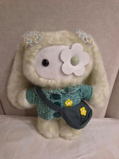 (Category: ) located in . Submitted by plushielover123 (Listing ID 1453207182, Image 1). Description: .