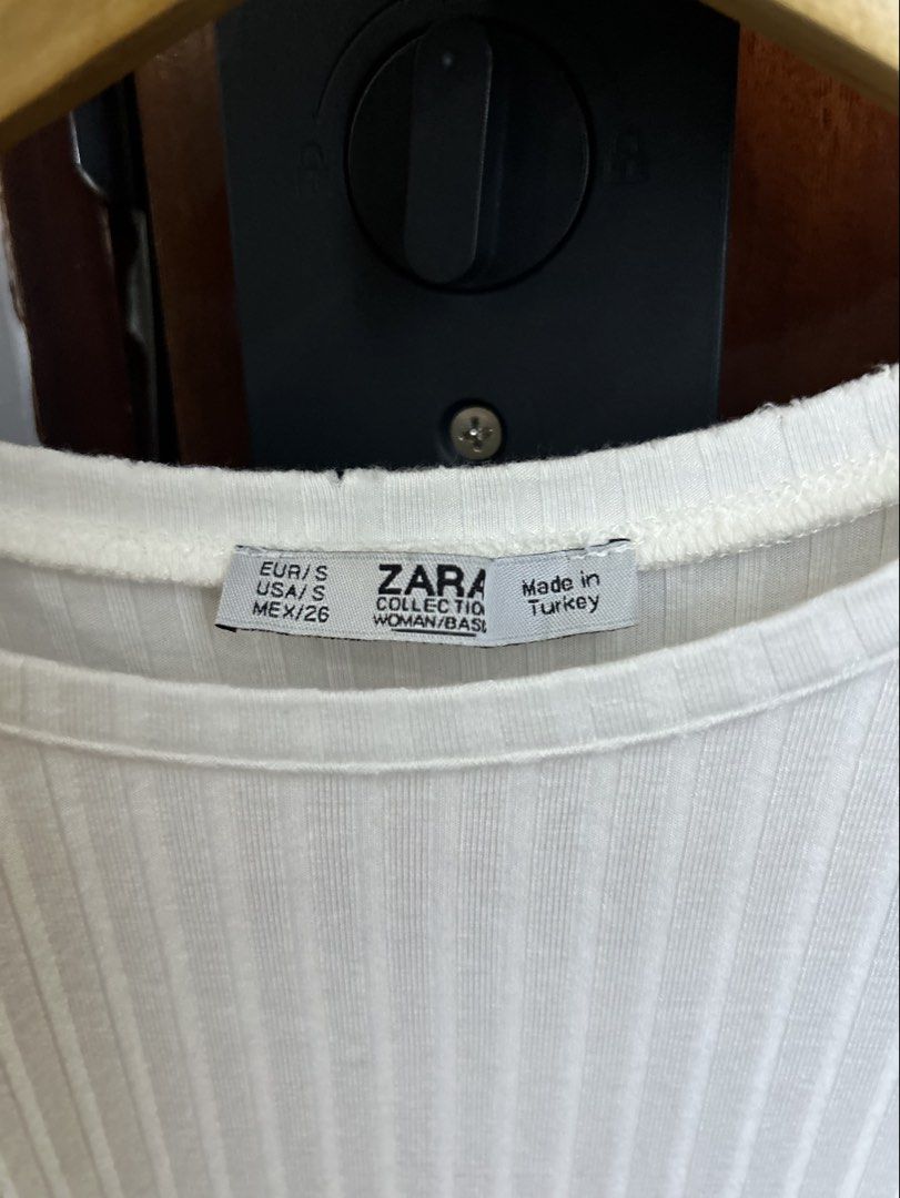 Zara White Ribbed Long sleeves Top (Category: Longsleeves) located in Bacoor. Submitted by alychbn (Listing ID 1453092754, Image 2). Description: .