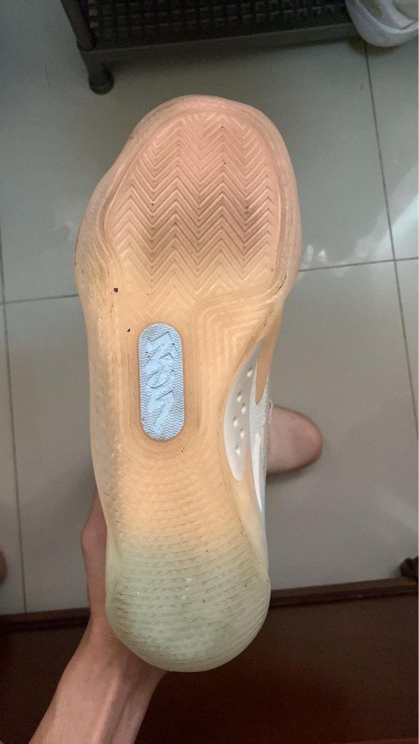 Zion Williamson 3, 1x Used with box size 11 (Category: Community) located in Manila. Submitted by amgshoes (Listing ID 1453183131, Image 2). Description: .