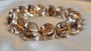 (Category: ) located in . Submitted by glitchinthegem (Listing ID 1454876706, Image 1). Description: .