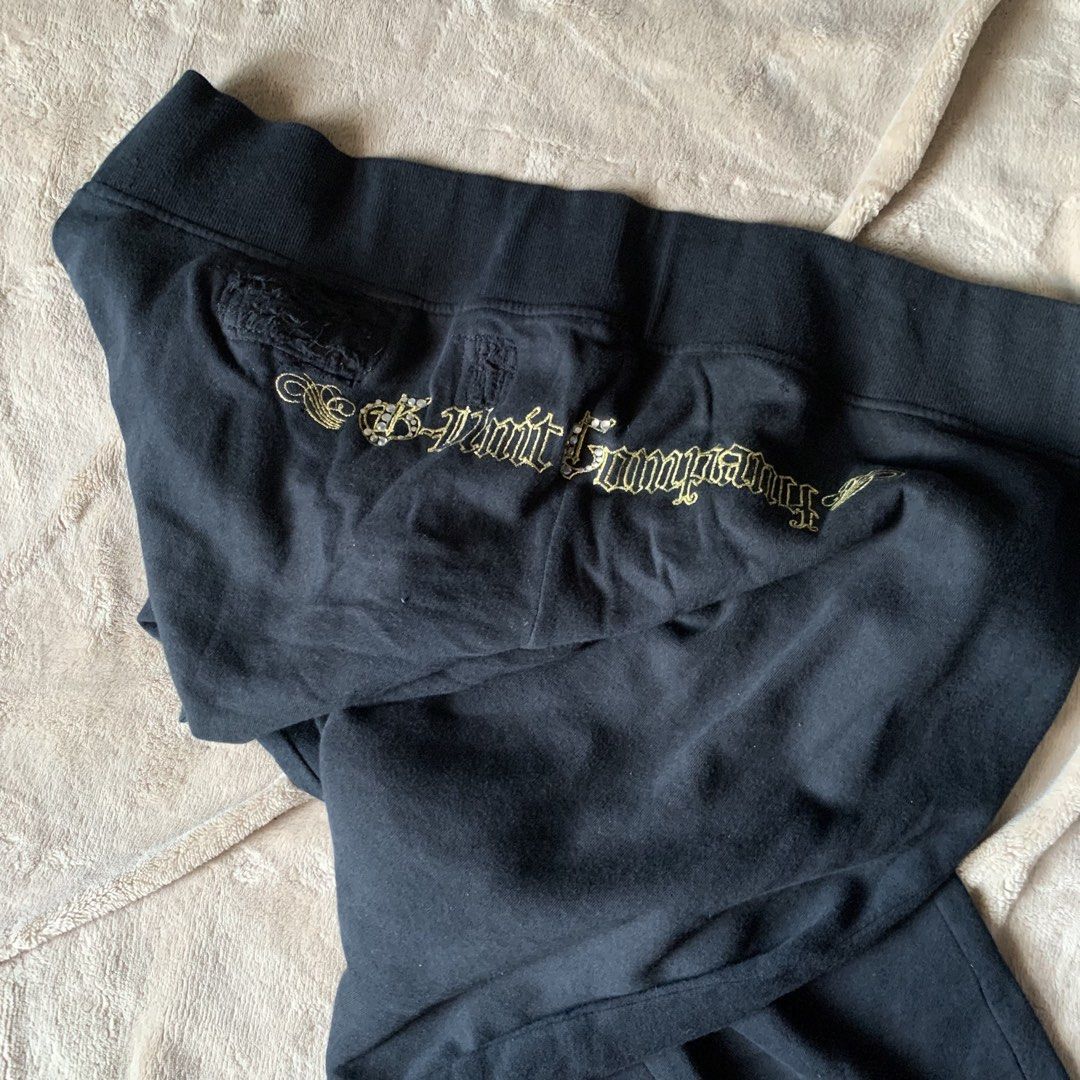 2000s G-unit Baggy Pants (Category: Jeans) located in Cagayan de Oro. Submitted by sumshineservices (Listing ID 1454803953, Image 2). Description: 2000s G-unit Baggy Pants - ADULT SIZE CLEAN CONDITION ISSUE SEEN ON SOME PICTURE.