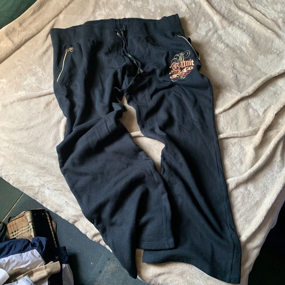 2000s G-unit Baggy Pants (Category: Jeans) located in Cagayan de Oro. Submitted by sumshineservices (Listing ID 1454803953, Image 1). Description: 2000s G-unit Baggy Pants - ADULT SIZE CLEAN CONDITION ISSUE SEEN ON SOME PICTURE.