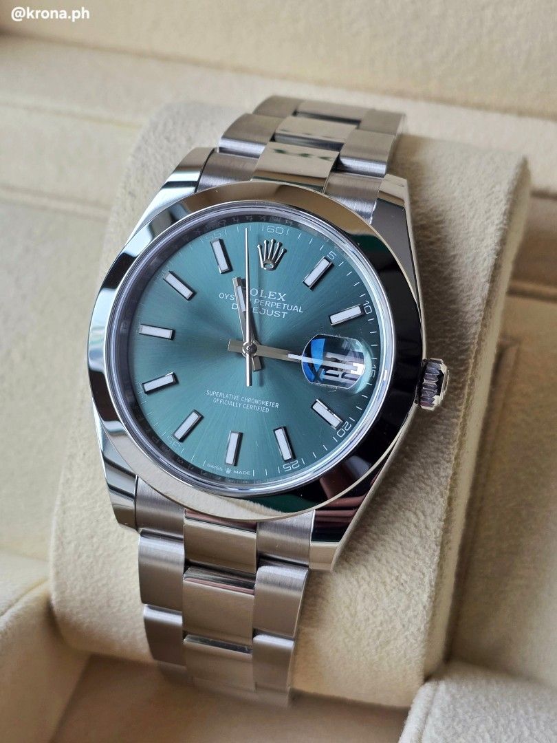 2025 Rolex Datejust 41 "Mint Green" 126300 (Category: Luxury Watches) located in Makati City. Submitted by rvffy (Listing ID 1454936533, Image 1). Description: New Rolex Datejust 41 "Mint Green" PRICE: Php668,000 New/Unused/Unresized Year: 2026 Model: Datejust 41 Model Number: 126300 Links: 12+1 (Complete) RoIex Guarantee Card/Certificate: Yes New Rolex Green Box: Yes PM for inquiries. 📍 One Ayala, 1 Ayala Ave cor. Edsa, Makati City #126300 #116