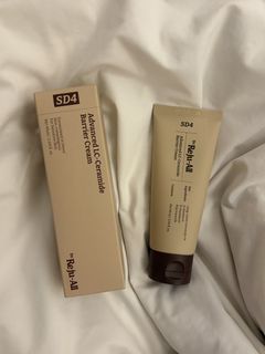（分類：）位於 。 由 dolapx 提交（商品編號 1454771827，圖片 1）。簡介： 。