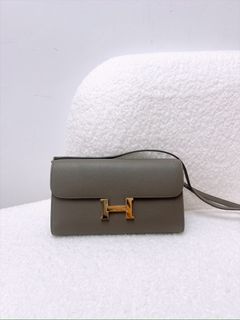 （分類：）位於 。 由 heras.luxury 提交（商品編號 1454757462，圖片 1）。簡介： 。