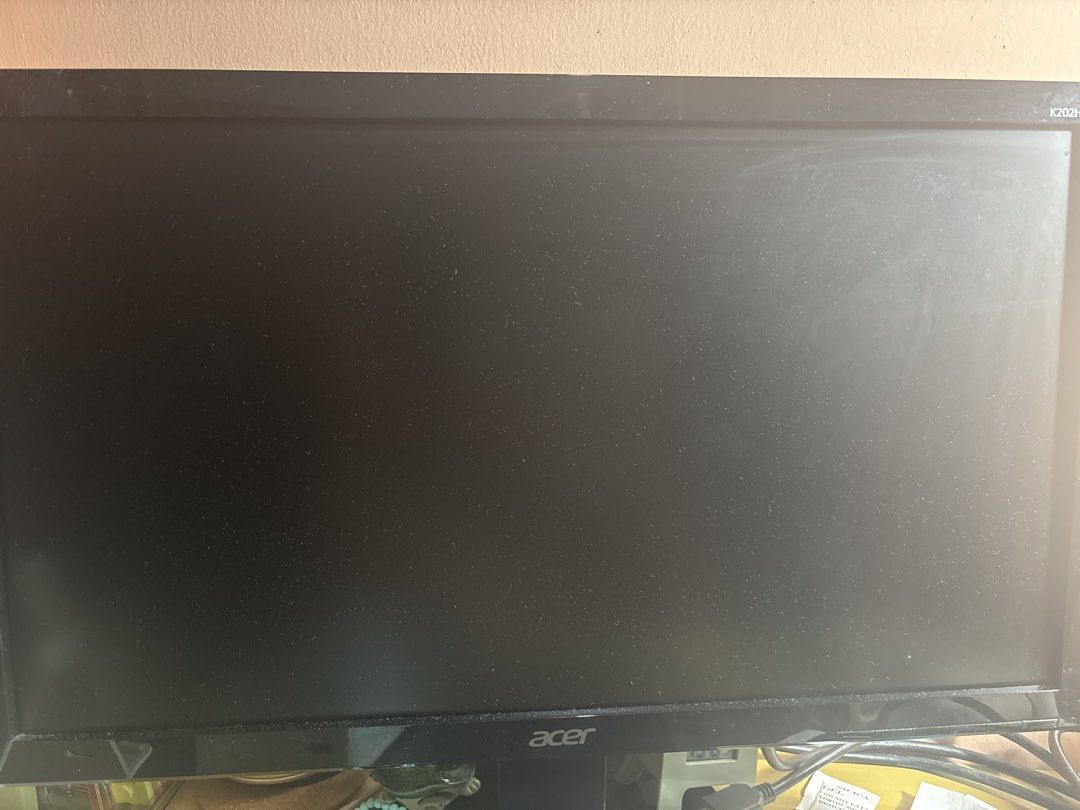 Acer K202HQL Computer Monitor (Category: Desktops) located in Manila. Submitted by scaparas (Listing ID 1454868736, Image 1). Description: - Acer K202HQL Monitor - 20-inch screen size - Ideal for everyday use - Minor dust on screen from storage - Sold as is, please check photos for details.