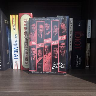 (Category: ) located in . Submitted by books_in_between (Listing ID 1454840789, Image 1). Description: .