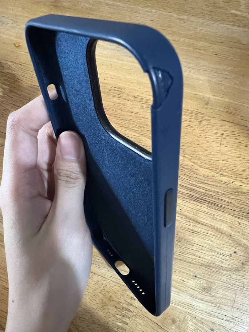 Apple iPhone 13 Pro Silicone Case with Magsafe (Category: Cases & Sleeves) located in Taguig. Submitted by nisilacnaabi (Listing ID 1454782614, Image 3). Description: .