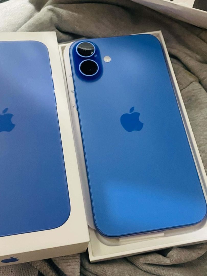 Apple iPhone 16 Plus (Category: iPhone 16 Series) located in Malabon City. Submitted by coinomie (Listing ID 1454914718, Image 2). Description: - Apple iPhone 16 Plus - Color: Ultramarine - Condition: Great - Includes: none - Ready for a new owner! *Negotiable.