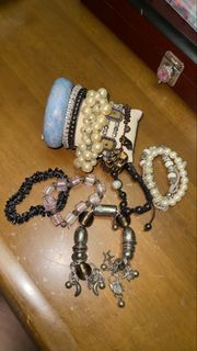 (Category: ) located in . Submitted by faveanyshop (Listing ID 1454874824, Image 1). Description: .