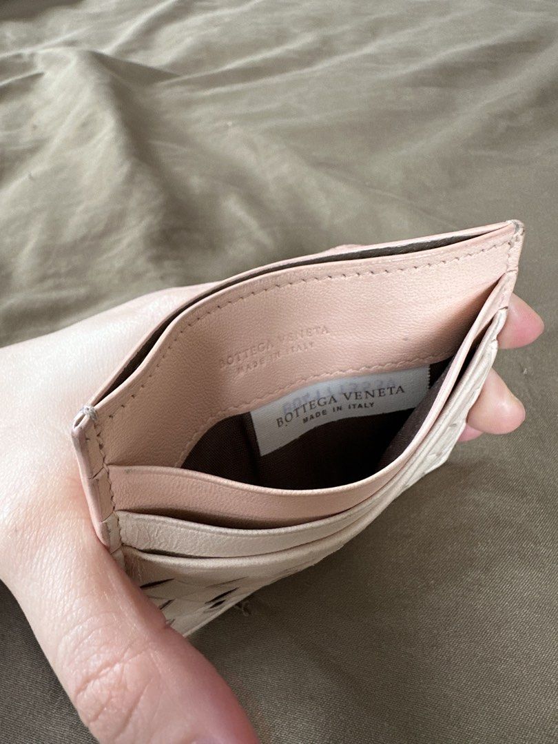 Authentic Bottega Veneta card holder (Category: Luxury Bags & Wallets) located in Manila. Submitted by closetofaca (Listing ID 1454808043, Image 3). Description: Guaranteed authentic Bought in Japan Size: 3.5 x 3”.