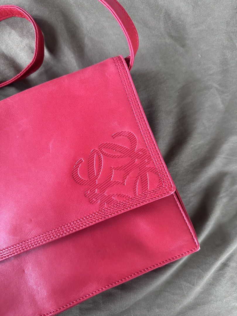 Authentic Loewe crossbody bag (Category: Luxury Bags & Wallets) located in Manila. Submitted by closetofaca (Listing ID 1454804849, Image 2). Description: Guaranteed authentic Bought in Japan Size: 10.5x7” .