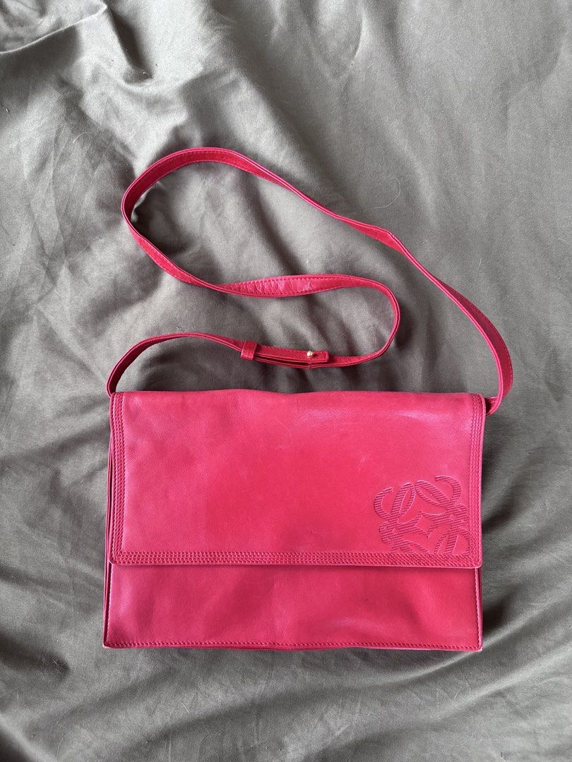 Authentic Loewe crossbody bag (Category: Luxury Bags & Wallets) located in Manila. Submitted by closetofaca (Listing ID 1454804849, Image 1). Description: Guaranteed authentic Bought in Japan Size: 10.5x7” .