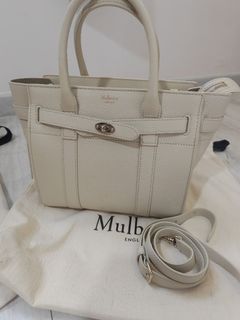 (Category: ) located in . Submitted by luvbags (Listing ID 1454857529, Image 1). Description: .