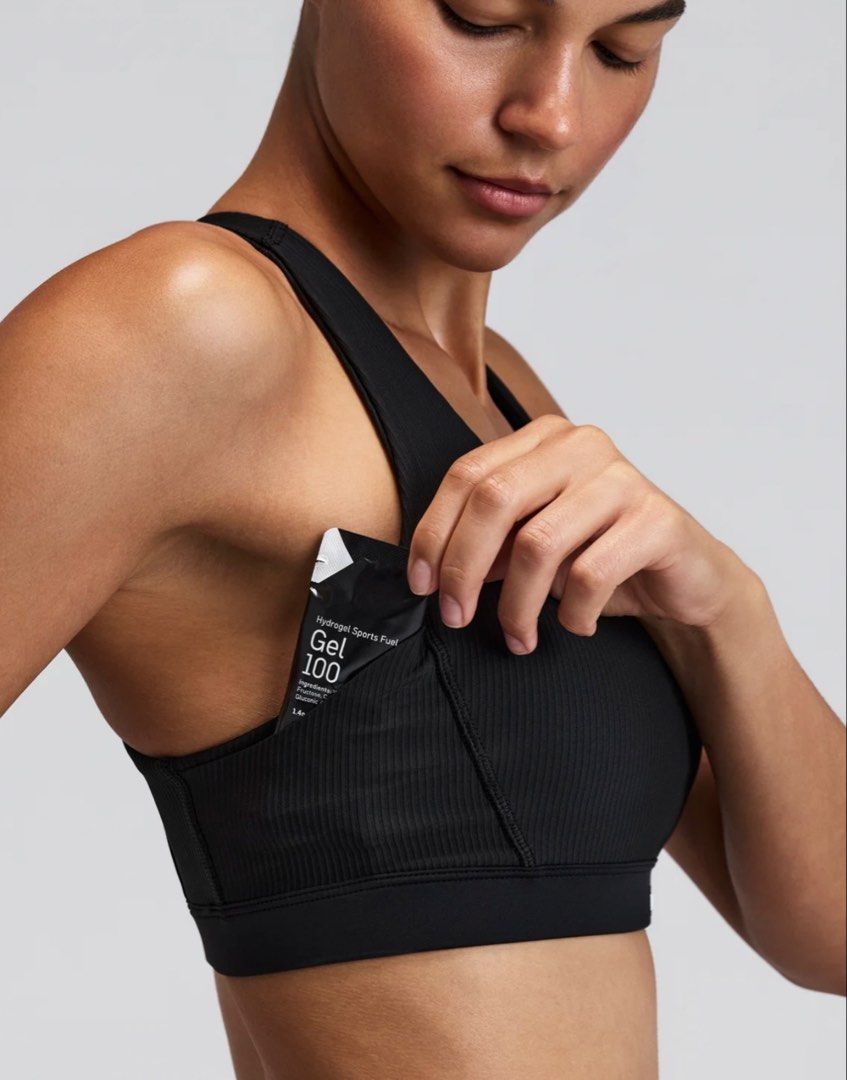 BANDIT Cadence Sports Bra (Category: Activewear) located in Pasig City. Submitted by closet_declut95 (Listing ID 1454855172, Image 3). Description: WOMEN’S CADENCE™ SCOOP NECK RUN BRA - BLACK Comes with Tag and Ziplock packaging Pocketing — 2 Gel, 1 Phone Materials — 72% Nylon, 28% Spandex Rfs: Wrong size.