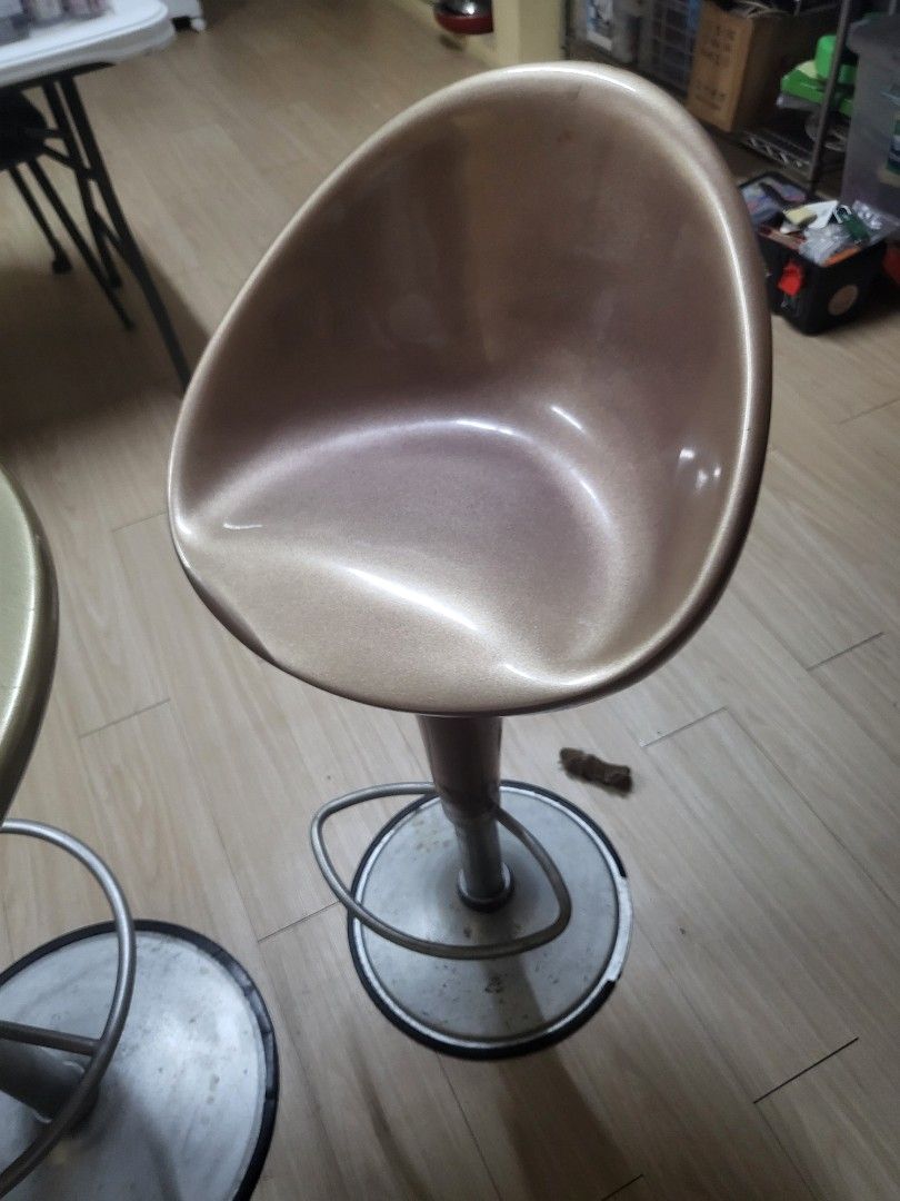 Bar Table and 2 Stools Set (Category: Tables & Sets) located in Caloocan City. Submitted by lynette1977 (Listing ID 1454939712, Image 2). Description: Selling as set for 3500. Hydraulic needs replacement, rust is evident on the lower part, rubber edges are also missing on 1 chaie and broken on the other chair. Handles for adjusting height is also missing. Bought this at Dimensione for 10k, selling for 3500 nalang..