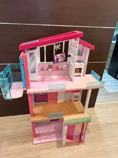 (Category: ) located in . Submitted by singapore_emcee_ram (Listing ID 1454771875, Image 1). Description: .