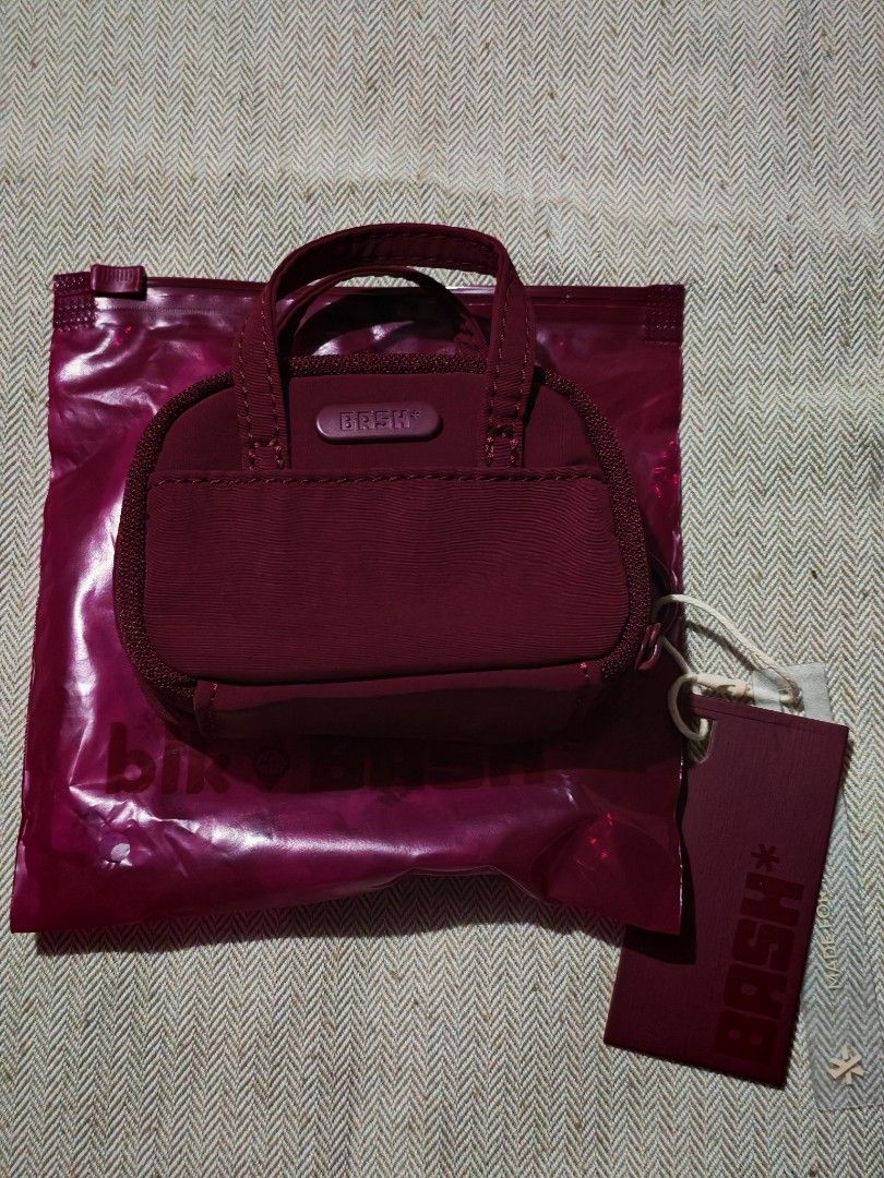 BASH* Mini Weekender Bag Charm (Category: Tote Bags) located in Quezon City. Submitted by sureandlegit (Listing ID 1454887040, Image 2). Description: For Sale BASH* weekender bag charm Available on hand Brand new Complete packaging, zip lock, paper tissue wrap Hang tag Very limited edition. No more restocks for these cute bag charms according to bash online seller Not anymore available from BASH* Available colors and Price Jet Set BLk BASH * colo