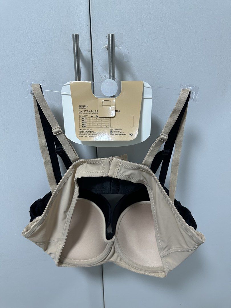 Bench 2in1 Strapless Bra 38B (Category: Undergarments & Loungewear) located in Cainta. Submitted by sploot1 (Listing ID 1454905487, Image 2). Description: RFS Wrong size cant return anymore Item is brand new it still has the tag Last price na to Shipping via lalamove/j&t Gcash/bank transfer payment No COD Cainta, Rizal loc.