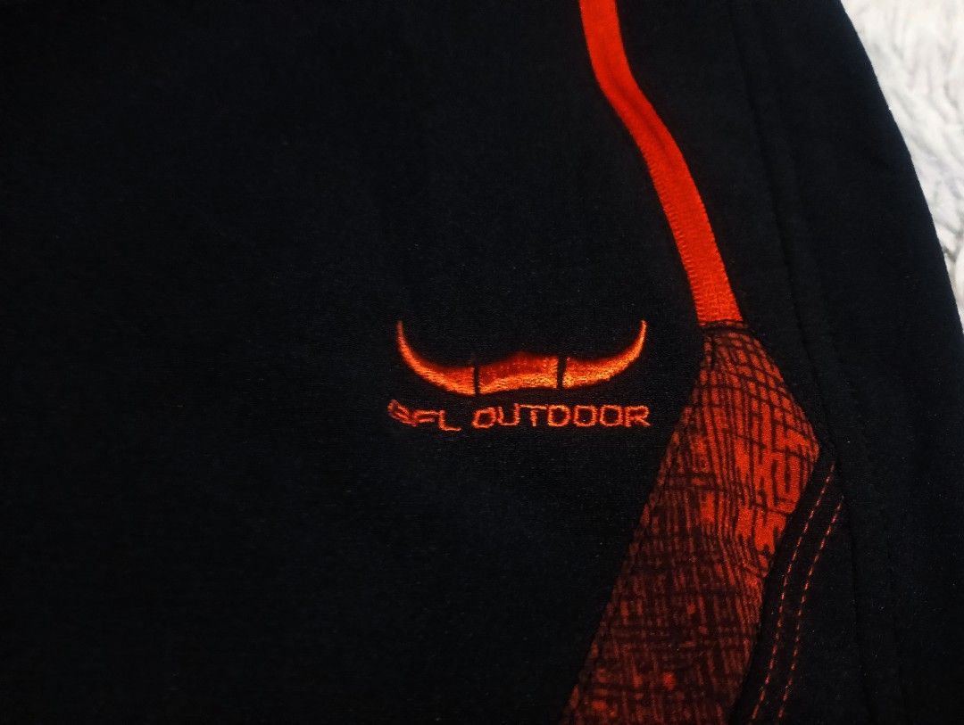 BFL OUTDOOR TREK PANTS (Category: Jeans) located in Davao. Submitted by nevar07 (Listing ID 1454754463, Image 3). Description: SIZE WAIST: 33-34 THIGH: 8.5 HEM: 7.5 LENGTH: 36 EMBROIDERED W/ 4 POCKETS ZIPPER TYPE Material Properties: These pants are typically crafted from highly stretchable, breathable, and quick-dry softshell fabrics tailored for mobility on steep inclines. BRAND NEW CONDITION NO ISSUE DM TO PURCHASE 📥 𝐑𝐄𝐌𝐈𝐍𝐃𝐄𝐑: •𝐂𝐨𝐥
