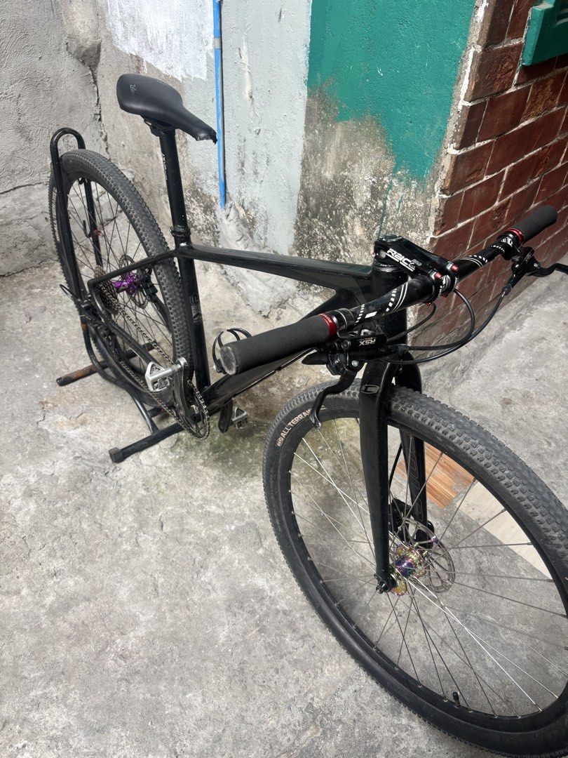 Black Mountain Bike with Disc Brakes (Category: Bicycles) located in Paranaque City. Submitted by joehann51517246 (Listing ID 1454937508, Image 3). Description: SALE 16K FIX FRAMESET MOUNTAINPEAK MONSTER SIZE 29ER LARGE COLE RIGID FORK RAGUSA HEADSET SEALED BERING COCKPIT INSPEED HANDLEBAR BUCKLOS HANDLEGRIP RACEWORK STEM 90MM -17 RAGUSA SEATPOST SAGMIT SEATCLAMP ZELLMAN SADDLE GROUPSET SHIMANO DEORE M5100 RD ALMOST BRANDNEW IXF HOLLOWTECH LTWOO 