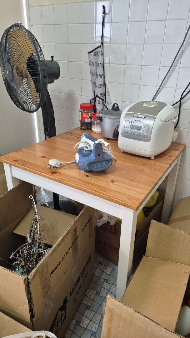 Square table (Category: Tables & Sets) located in Singapore. Submitted by NelsonQRF (Listing ID 1454780129, Image 1). Description: IKEA table, pick up today or tomorrow before 9am.