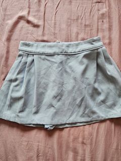 (Category: ) located in . Submitted by rewear_withlove (Listing ID 1454808739, Image 1). Description: .