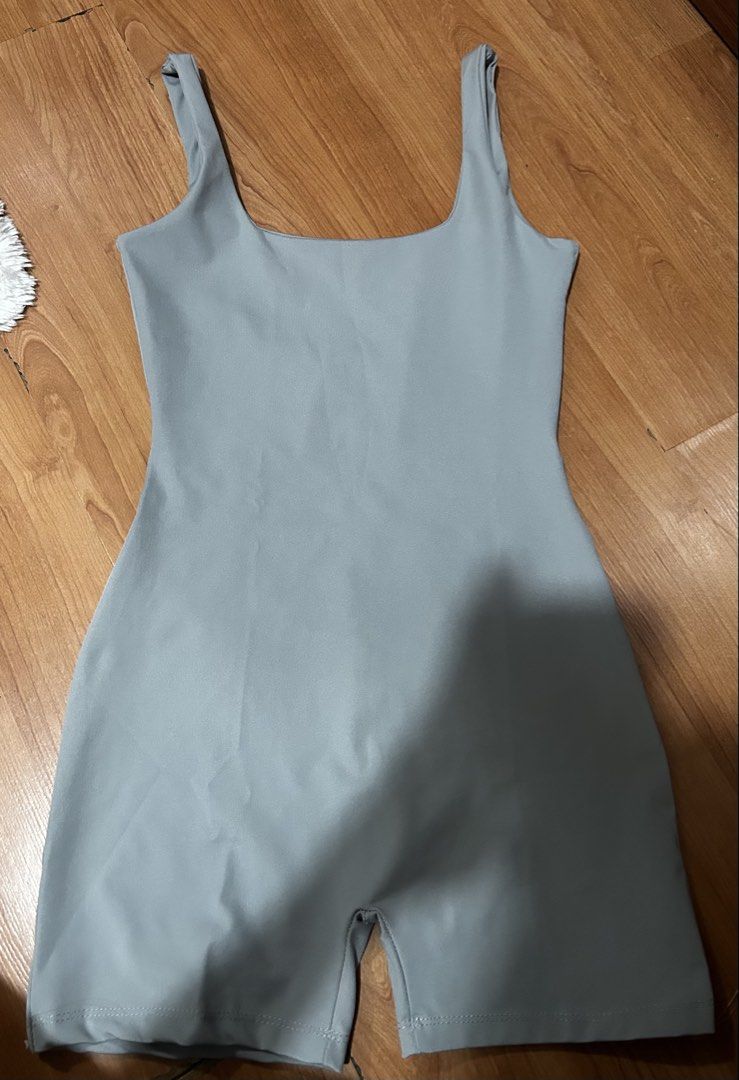 Bodysuit Bodycon Romper Yoga Gym (Category: Activewear) located in Las Pinas. Submitted by ameothings (Listing ID 1454887765, Image 1). Description: fits xs-s dm if interested!.
