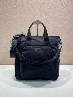 （分類：）位於 。 由 hkluxehk 提交（商品編號 1454893536，圖片 1）。簡介： 。