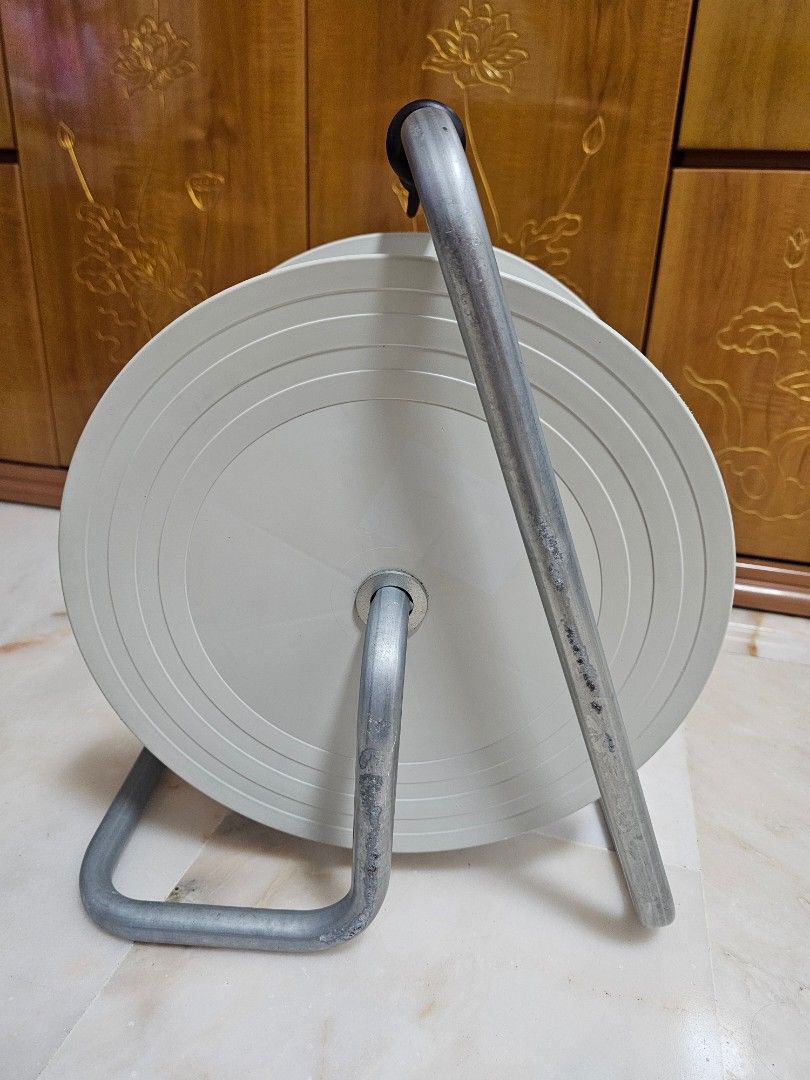 Cable Drum (Category: Cables & Chargers) located in Singapore. Submitted by s.e.s.a.m.e (Listing ID 1454880959, Image 3). Description: Used Cable Drum/Roller without Cable. Condition as seen from photos. Selling at $15 only. Self collection preferred..