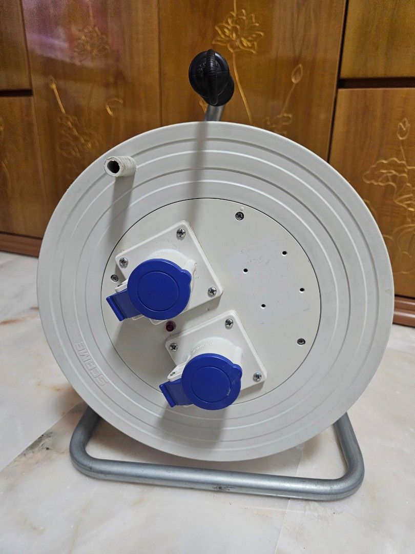 Cable Drum (Category: Cables & Chargers) located in Singapore. Submitted by s.e.s.a.m.e (Listing ID 1454880959, Image 1). Description: Used Cable Drum/Roller without Cable. Condition as seen from photos. Selling at $15 only. Self collection preferred..