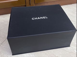 (Category: ) located in . Submitted by shopaholic013 (Listing ID 1454879089, Image 1). Description: .