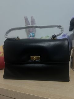 由 lexi___uu (刊登 ID 1454904378，圖片 1) 提交，位於 的 (類別：)，說明：。